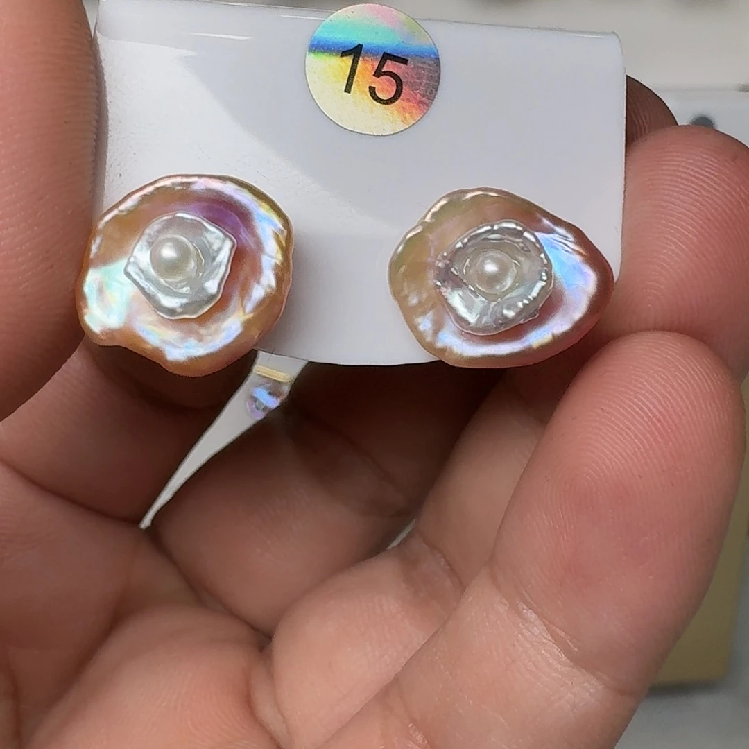 淡水珍珠银S925镶嵌耳饰