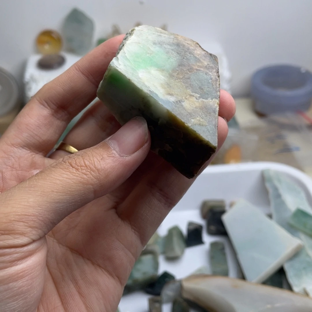 翡翠裸石翡翠边角