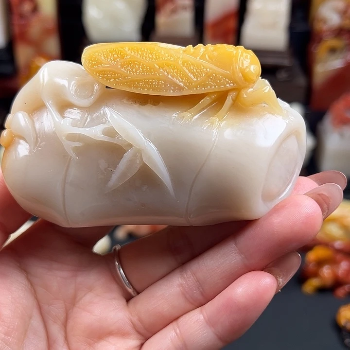 寿山石老性芙蓉石