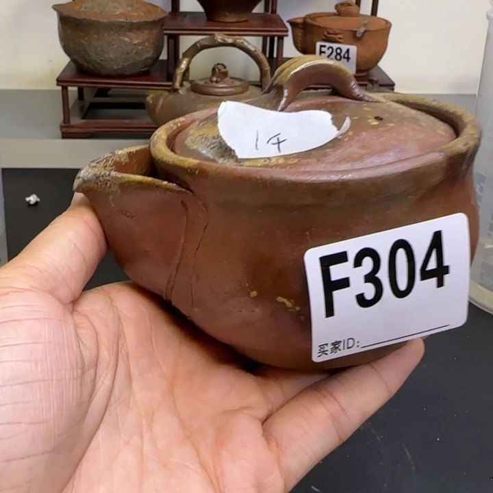 备前烧作品备前烧作品嘴巴掉皮
