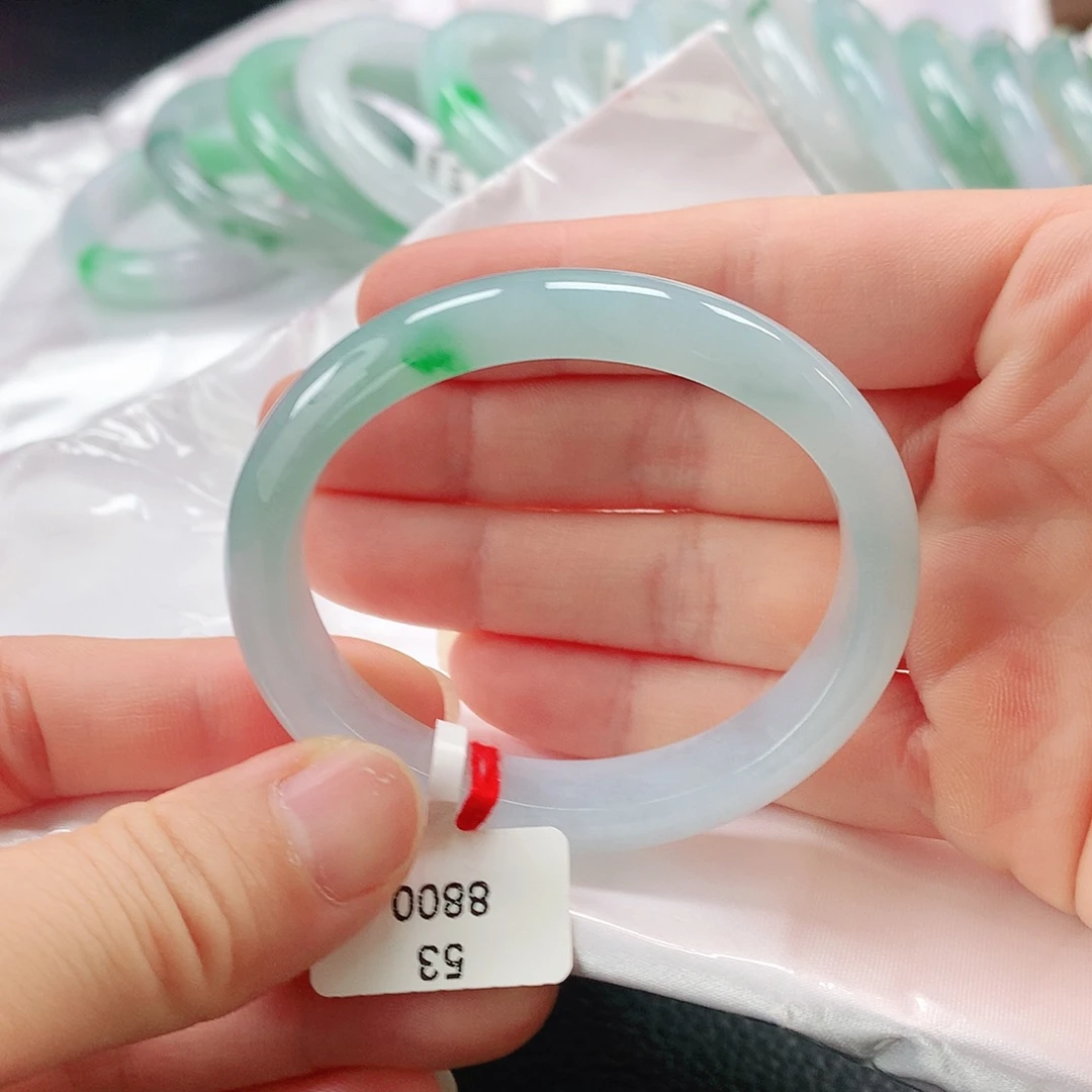 翡翠未镶嵌手镯缅甸A货翡翠手镯贵妃