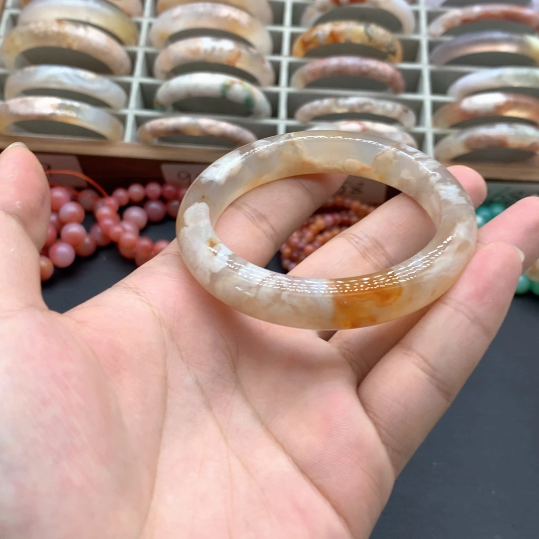 【闪购商品】玛瑙/玉髓手镯未镶嵌是*