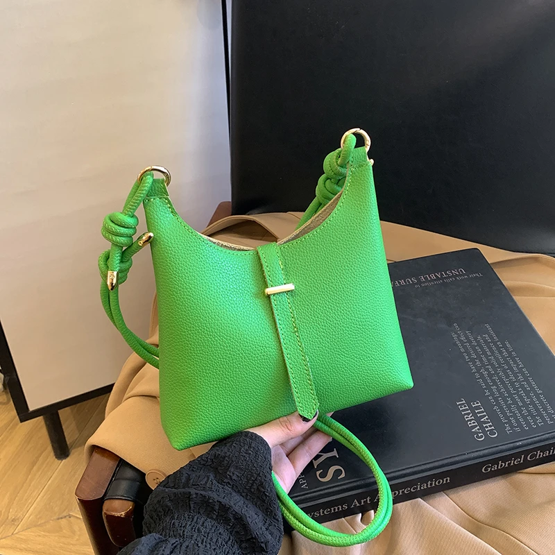 -ZSYGBB-小众设计时尚百搭水桶包2025早秋新款高级质感单肩斜挎包