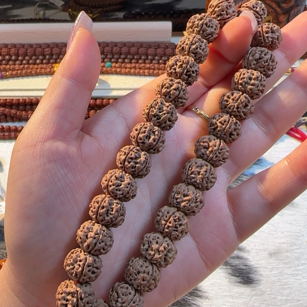 金刚菩提手串凹底梅花