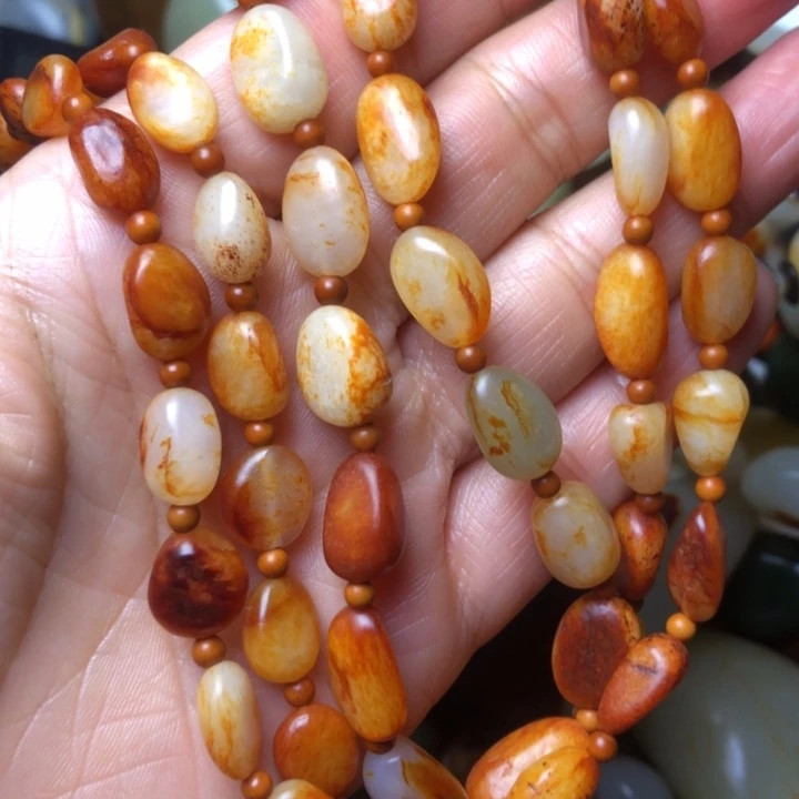 和田玉（翠青玉）未镶嵌珠宝奇石