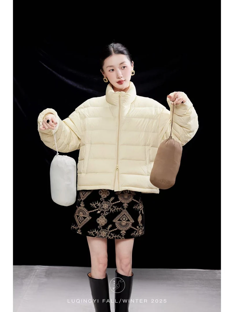 90白鸭绒2025冬季泡芙面包羽绒服女软糯保暖宽松小个子韩版外套