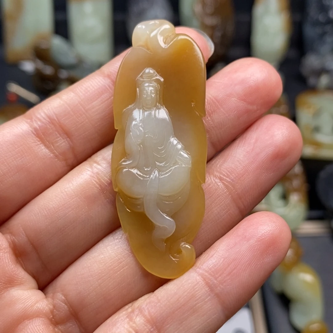 和田玉挂件未镶嵌缘