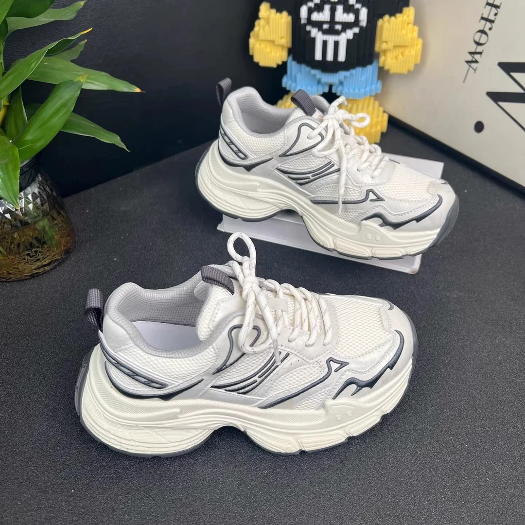 厚底显脚小时尚刺绣老爹鞋女2026春季新款舒适百搭户外运动休闲鞋