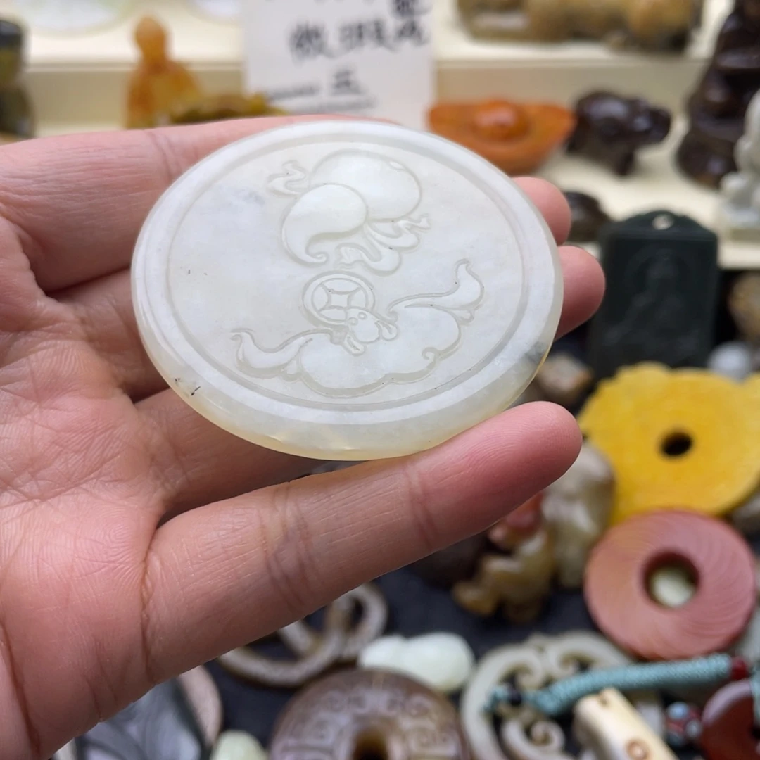 未镶嵌蛇纹石玉颈饰