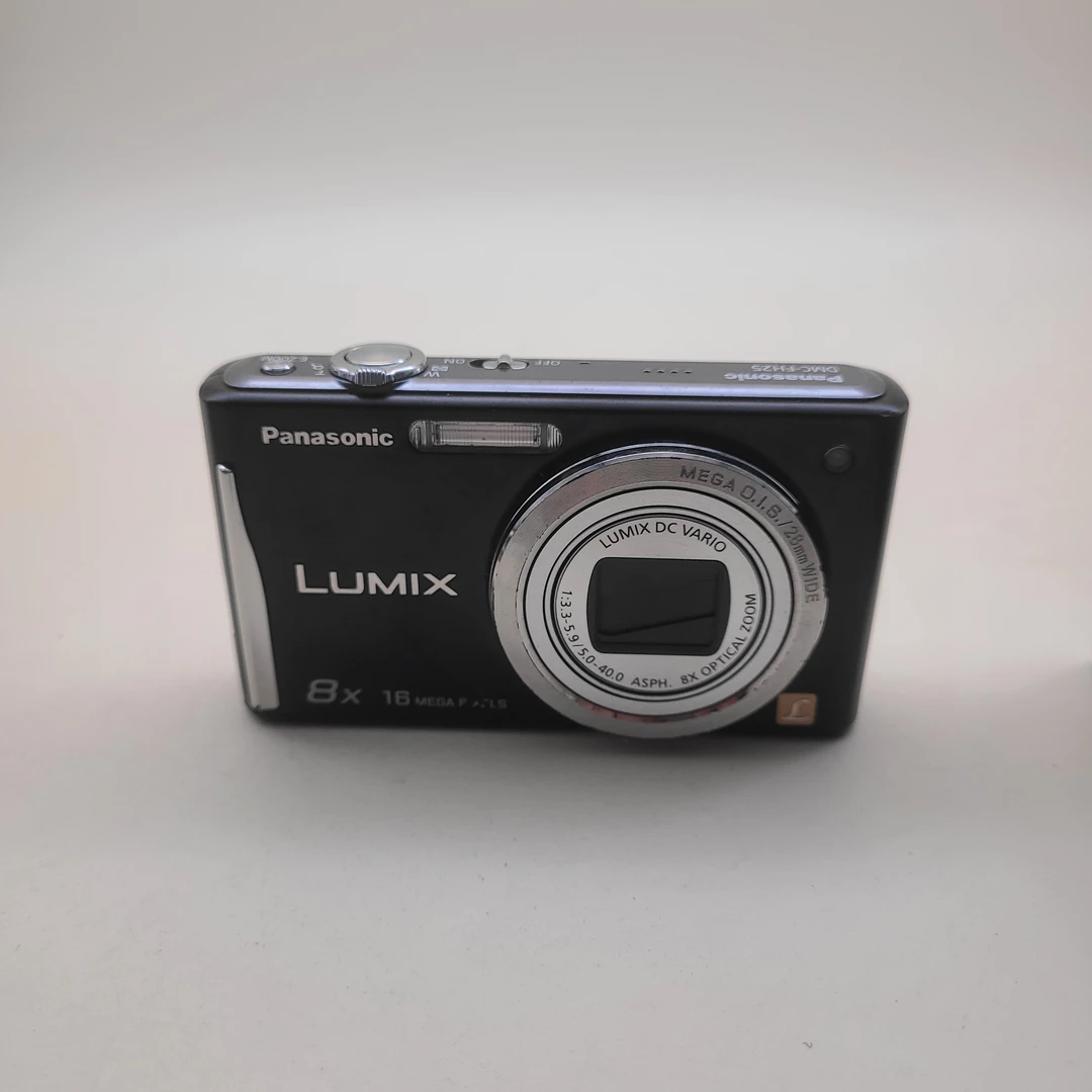 95新 Panasonic/松下 fh25 数码相机便携式 CCD 自备读卡器