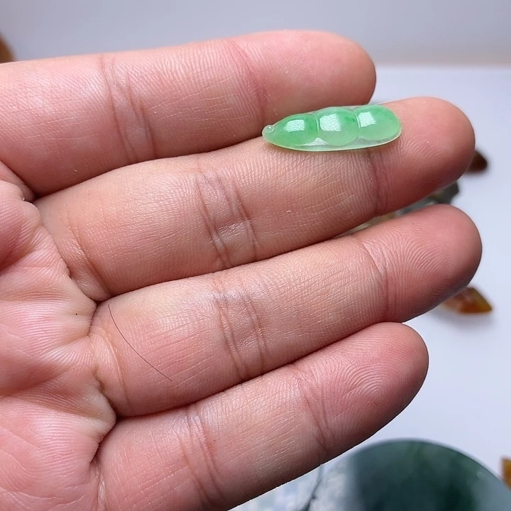 y***g定制翡翠未镶嵌翡翠翡翠翡翠翡翠