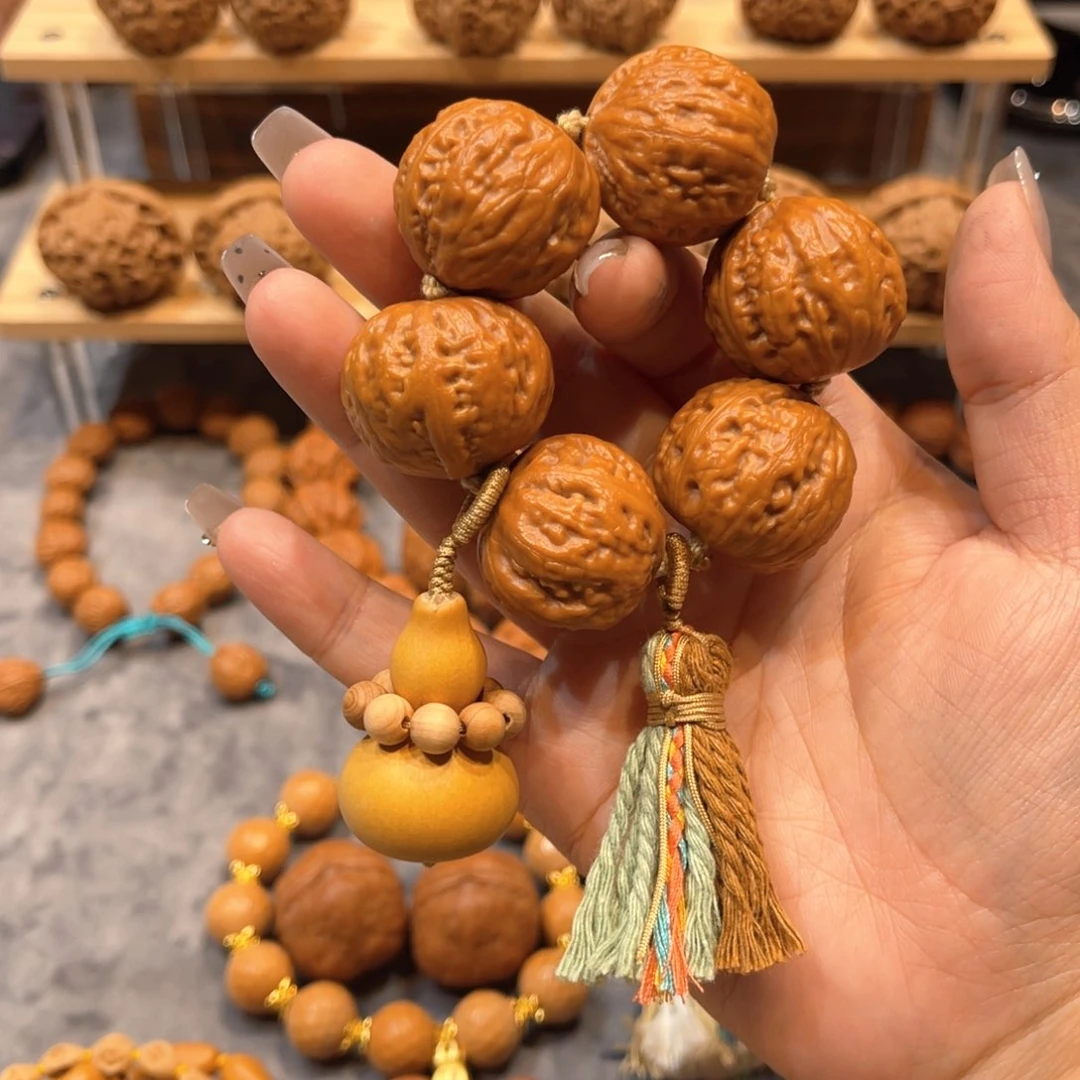 文玩核桃把件黄金球葫芦款