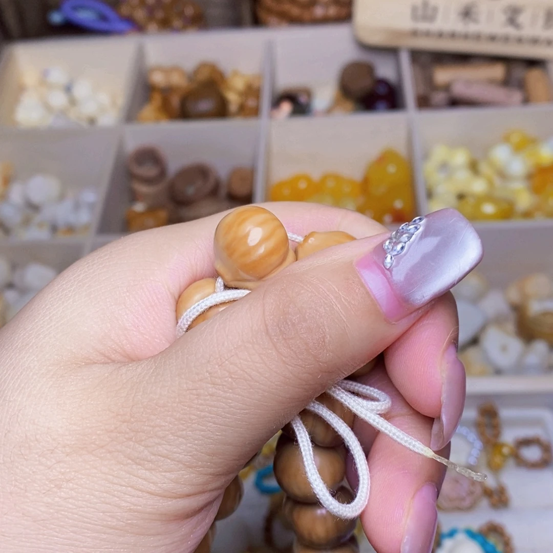 *****吊坠猴头核桃加一颗16➕籽