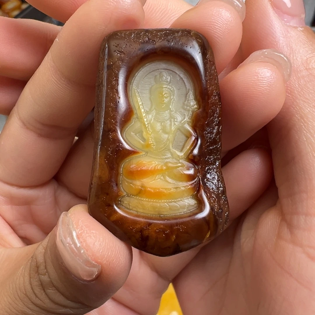 裸石蜜蜡未镶嵌牛虎