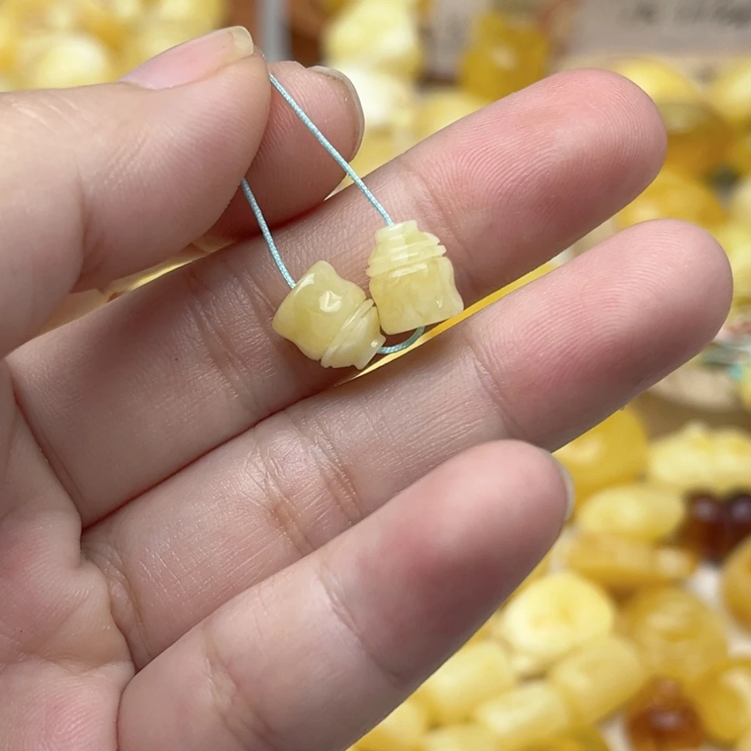裸石蜜蜡未镶嵌配饰