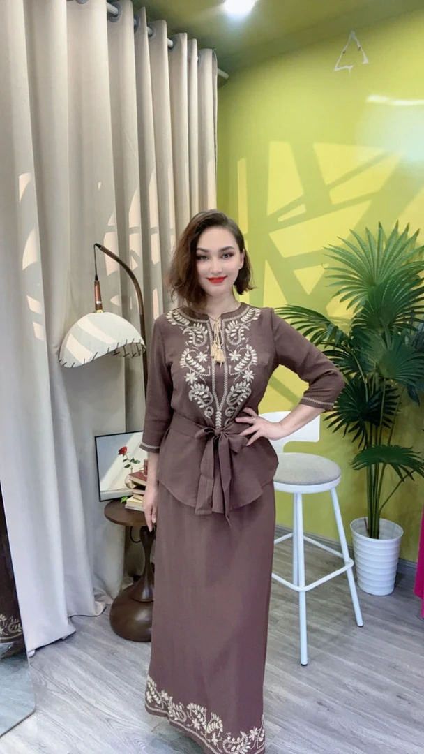 长袖百搭时尚套装通勤风连衣裙民族风中国风重工上衣