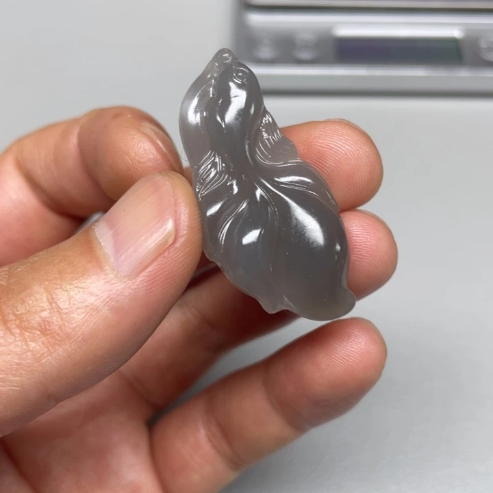 和田玉未镶嵌吊坠(不含链)M****?