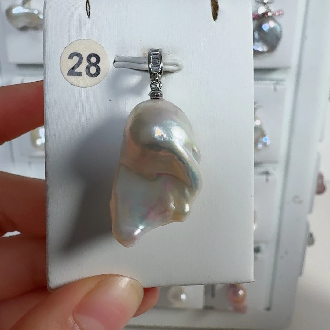 颈饰银S925镶嵌淡水珍珠