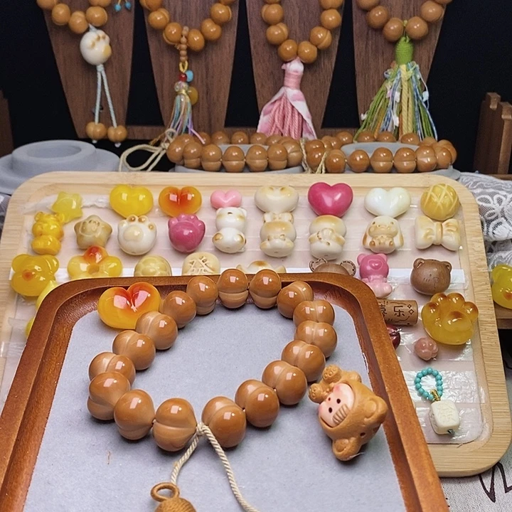 猴头核桃吊坠屁桃手持