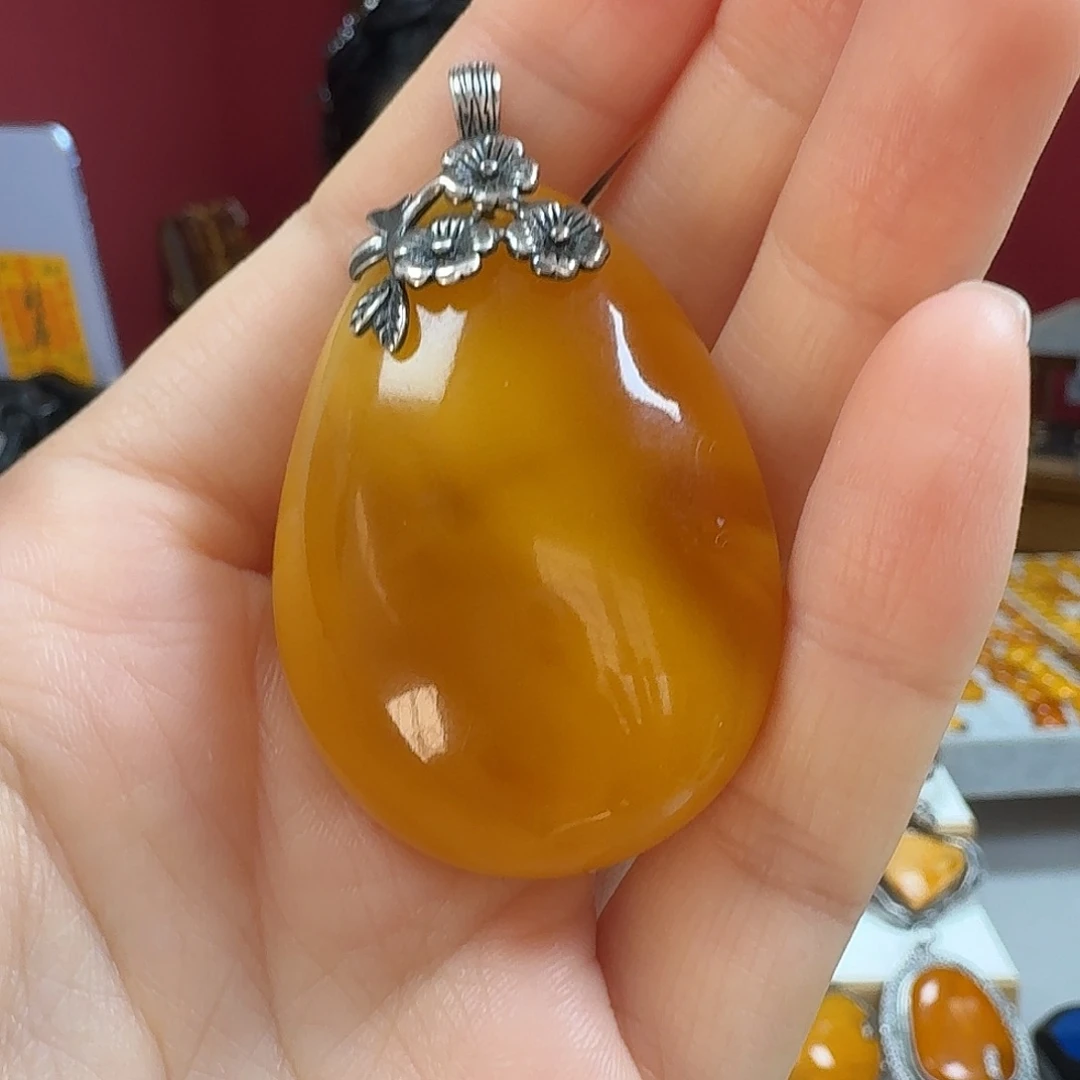 蜜蜡银S925镶嵌颈饰吊坠