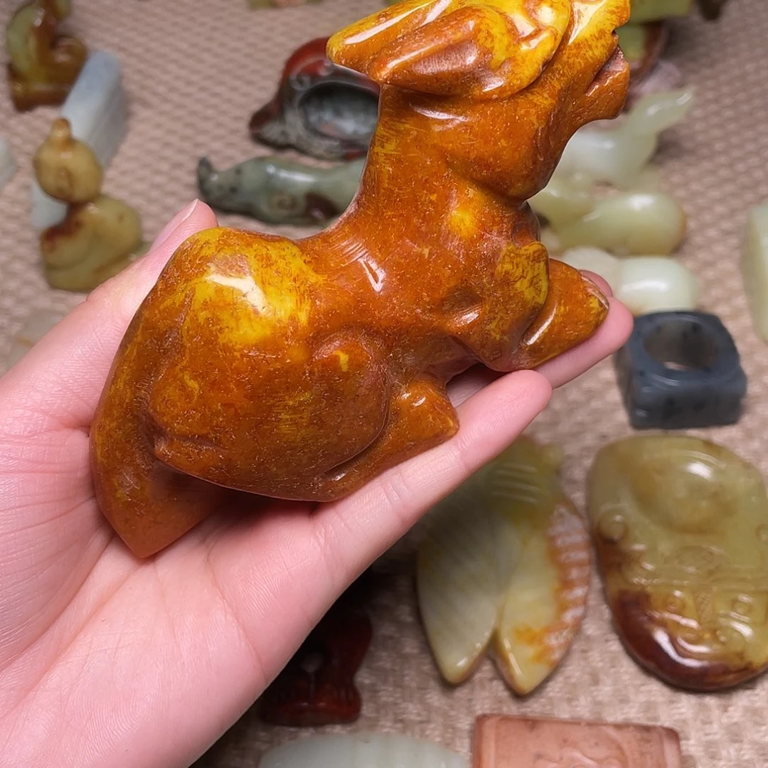 蛇纹石玉未镶嵌如图