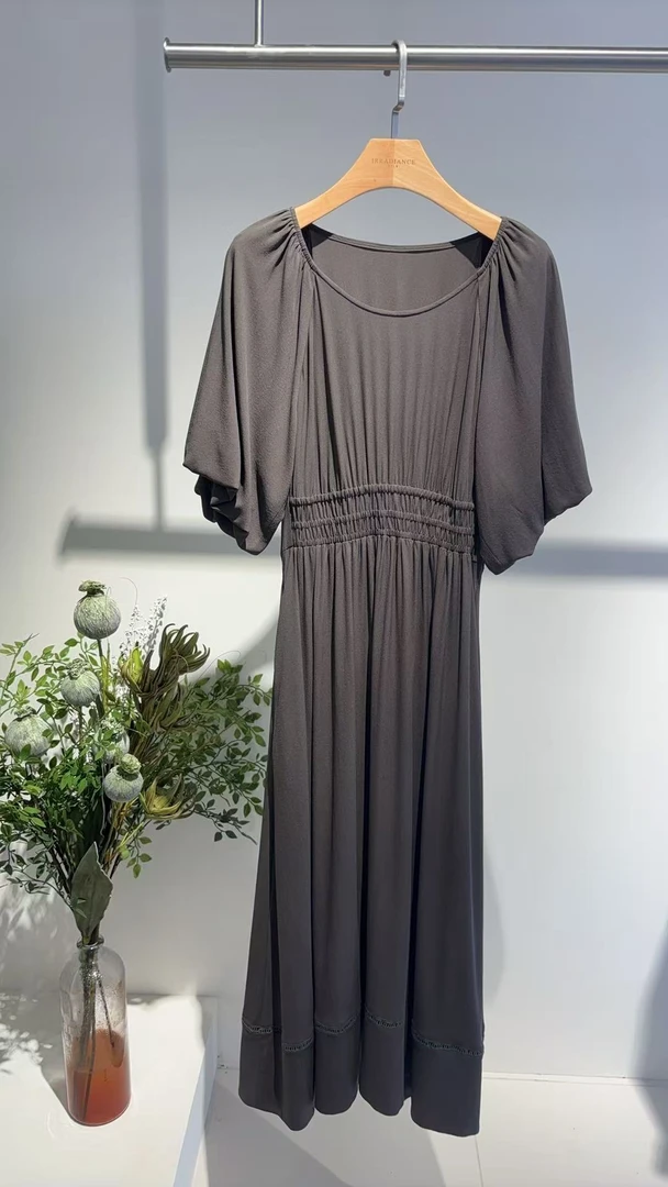 YFL066设计款连衣裙