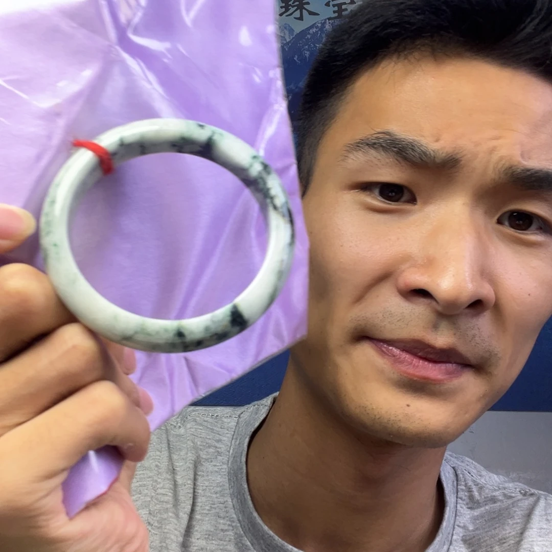 翡翠手镯未镶嵌多样性拍一发一