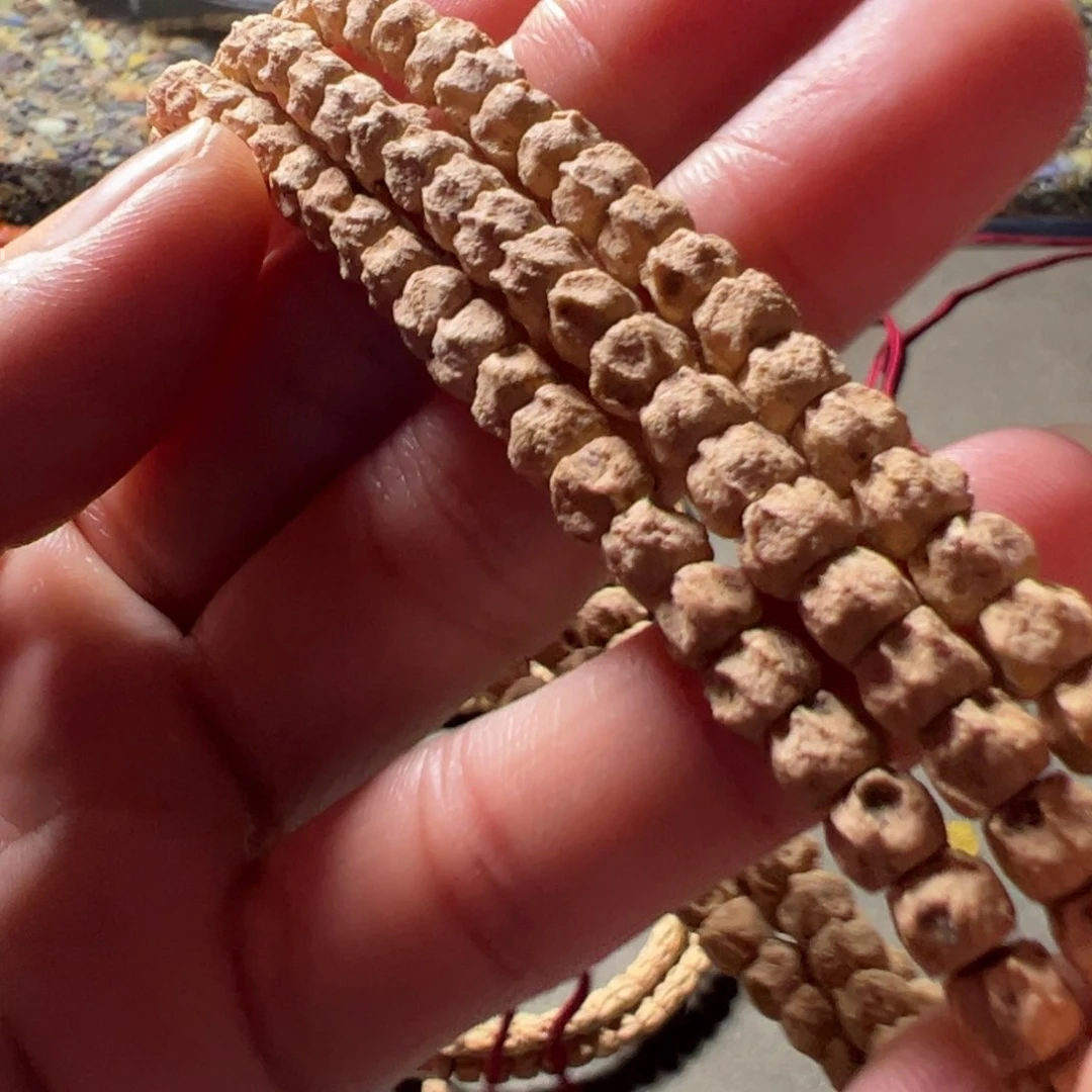 柏香籽/百香籽吊坠A4