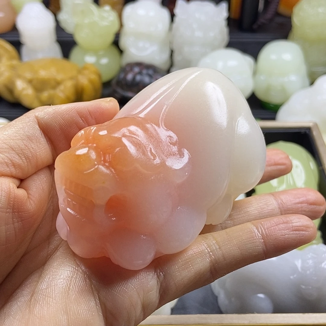 无花朵杨原石手把件