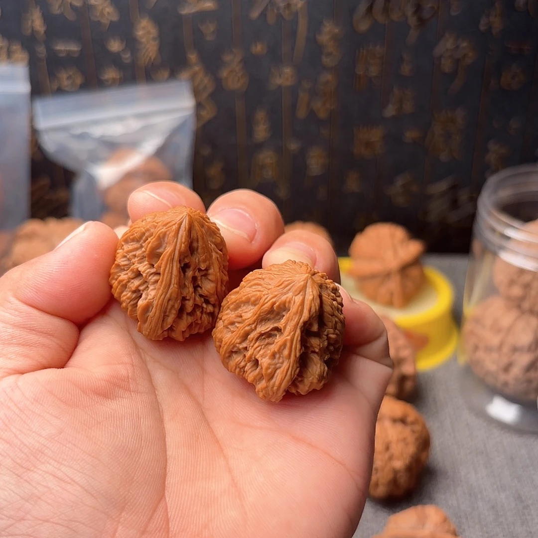 文玩核桃手串南疆石