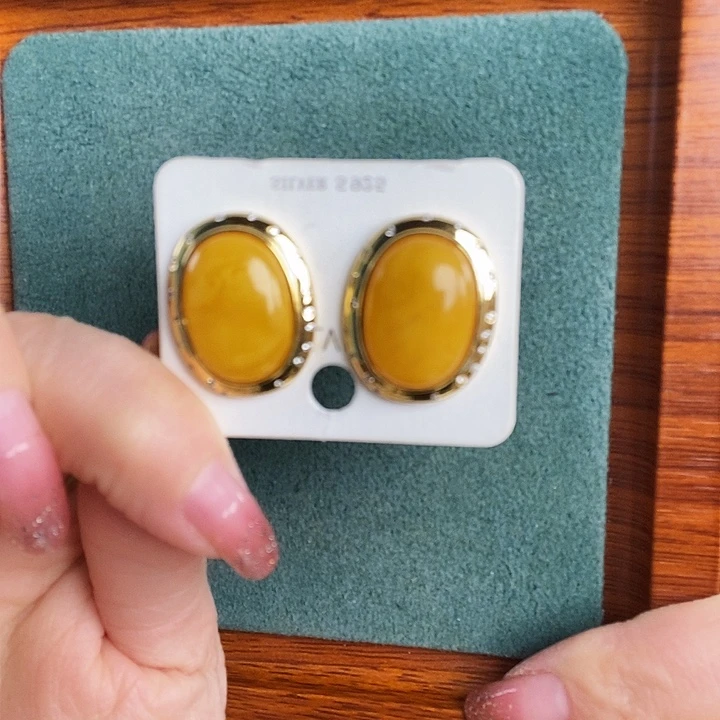 蜜蜡银S925镶嵌耳饰耳钉