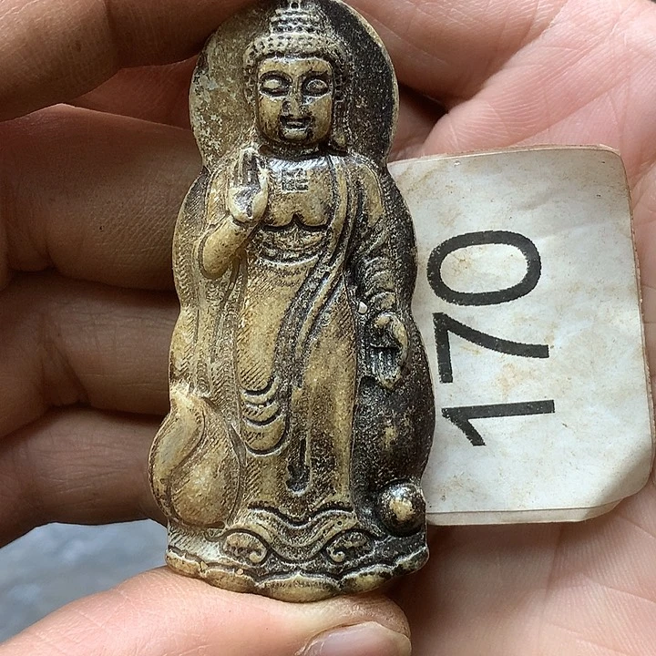 未镶嵌和田玉挂件