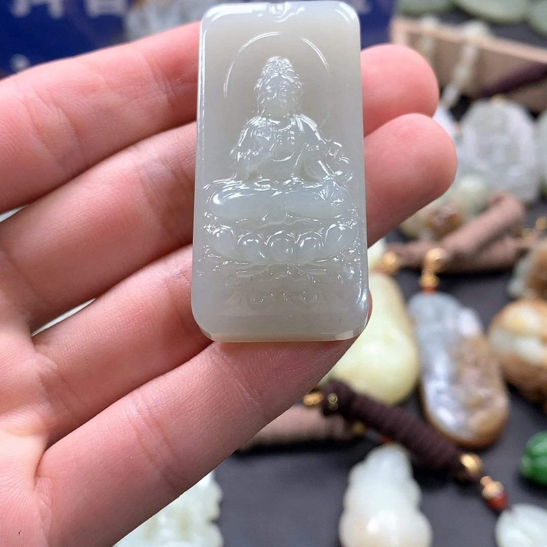 和田玉颈饰未镶嵌