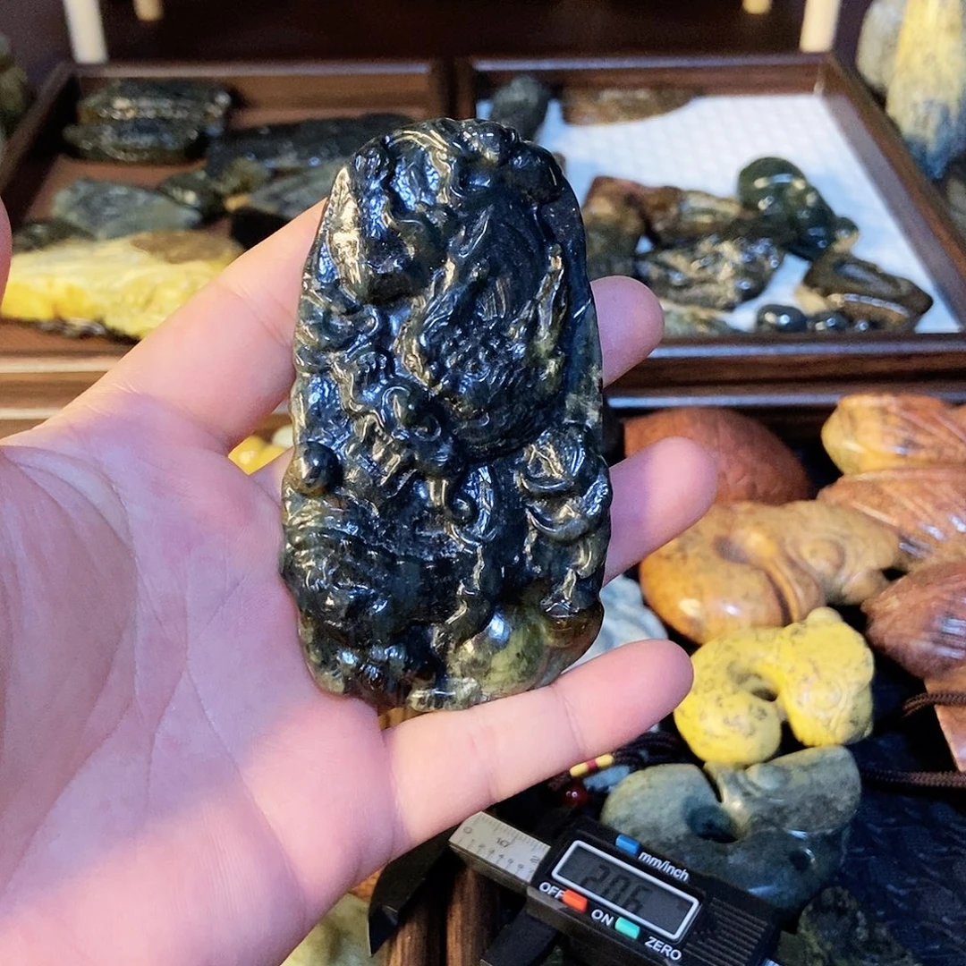 岫岩河磨玉（透闪石质玉）未镶嵌挂件