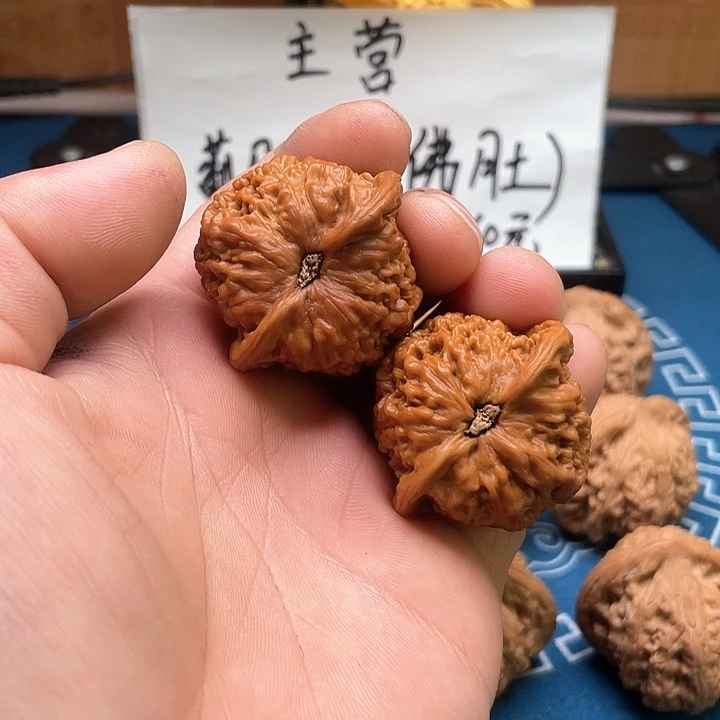 文玩核桃吊坠骚*野生