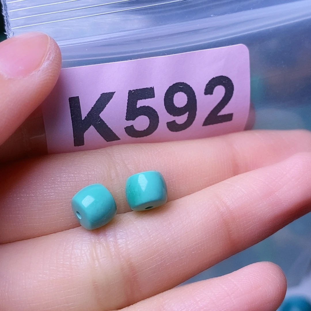 十堰原生态绿石头特色手工配饰