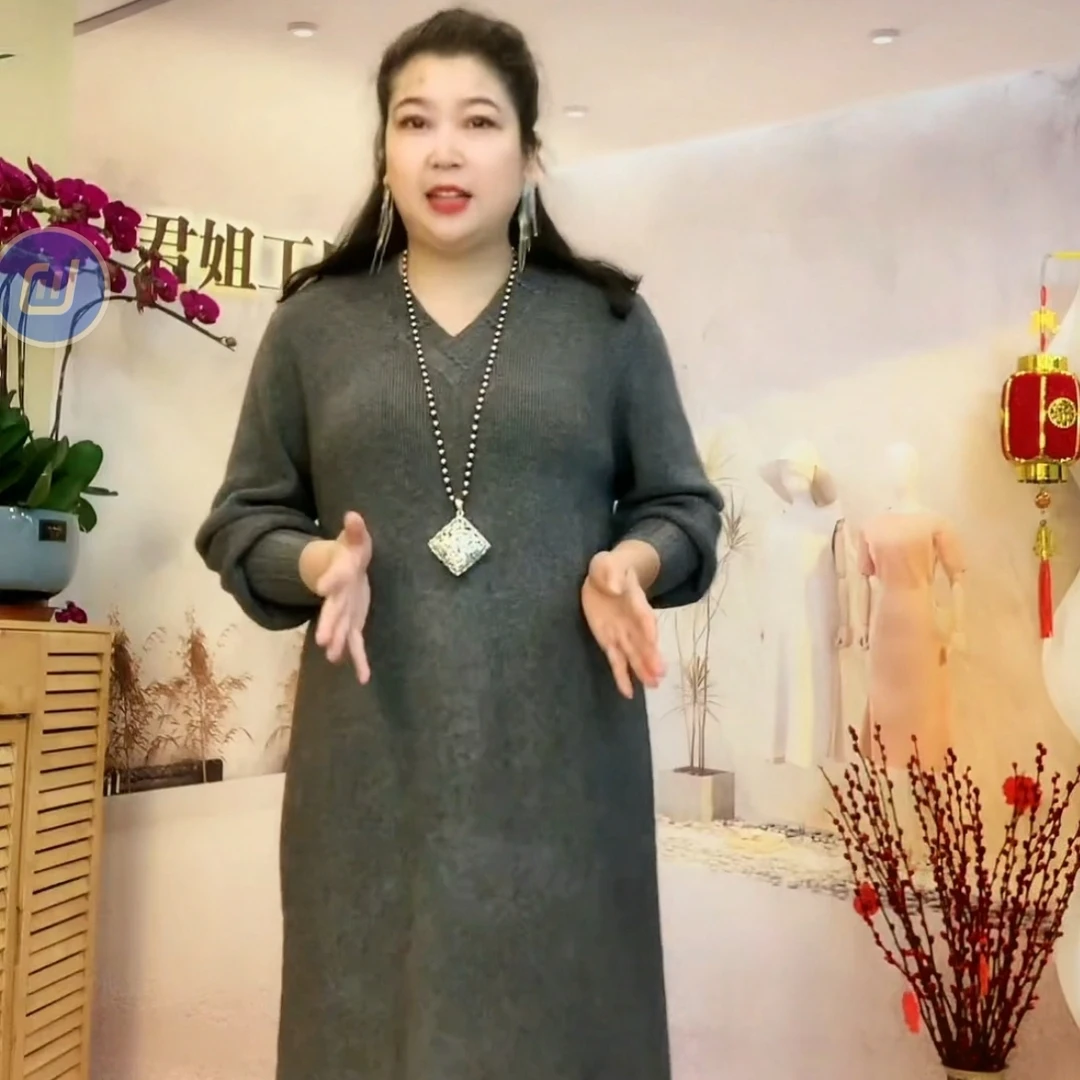 秋冬款时尚气质针织毛衣裙中长款女士连衣裙显瘦宽松连衣裙800款