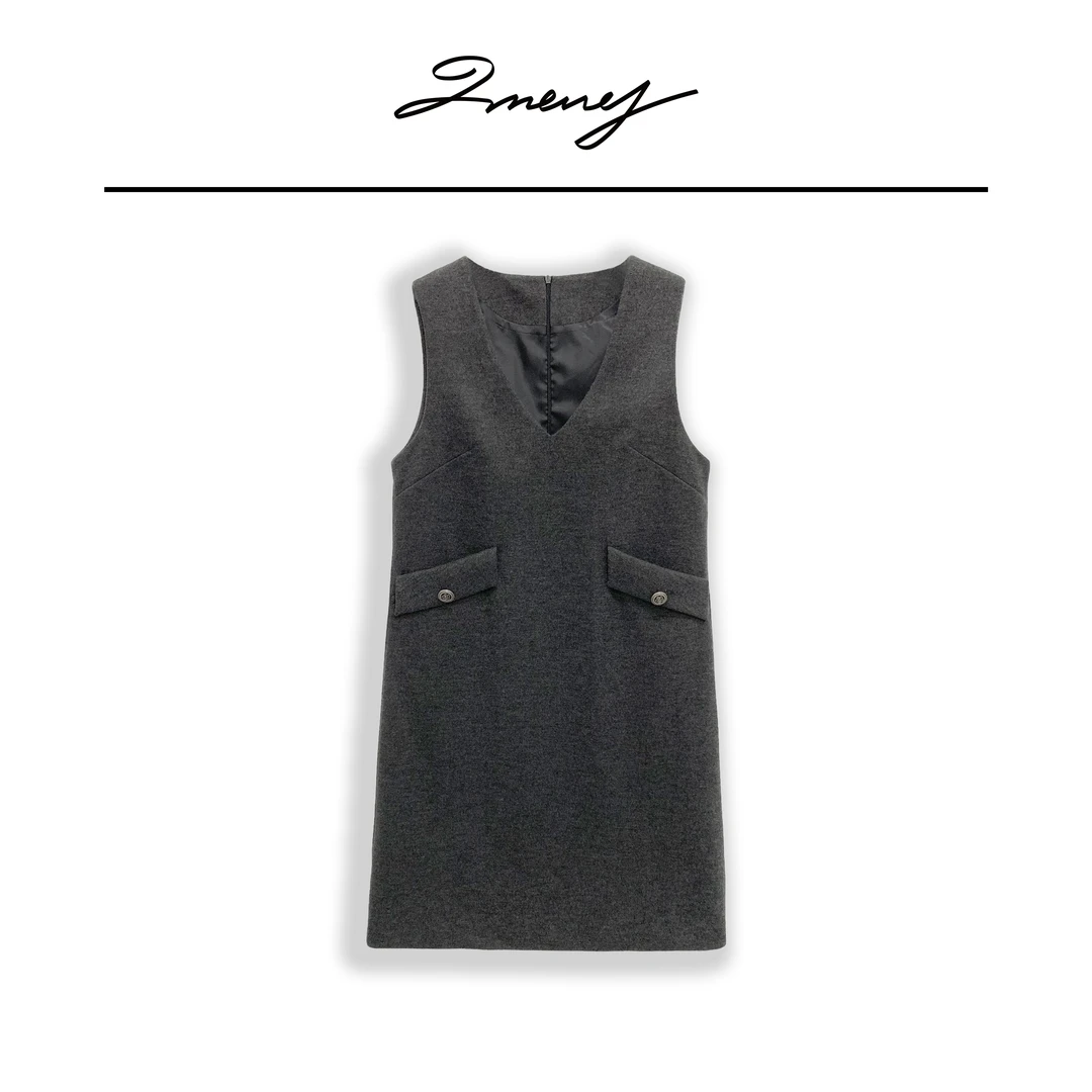 LMENY【清】简奢赫本裙~高定呢料无袖V领背心马甲裙24CQ003