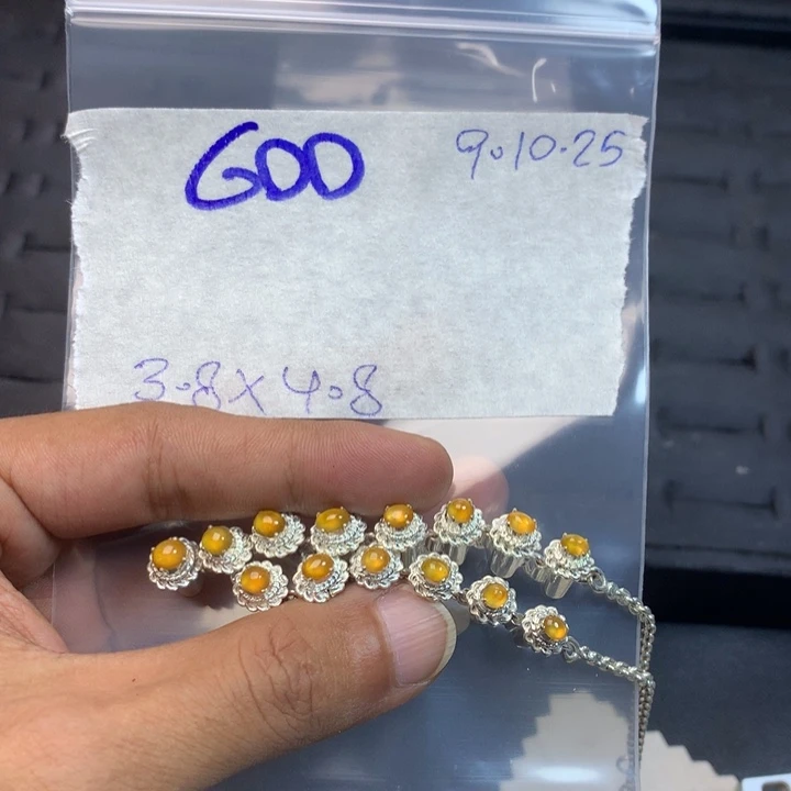 女***O定制翡翠未镶嵌缅甸天然A货翡翠