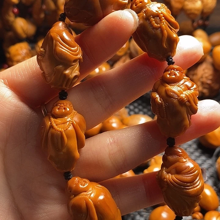 吊坠橄榄核六合弥勒