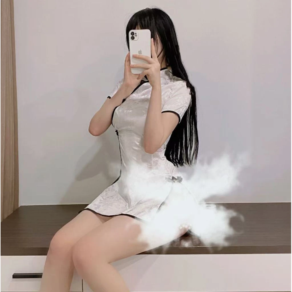 纯欲黑边旗袍丝缎女睡衣