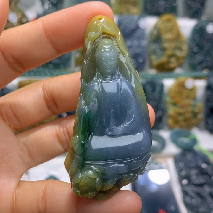 吊坠(不含链)未镶嵌翡翠