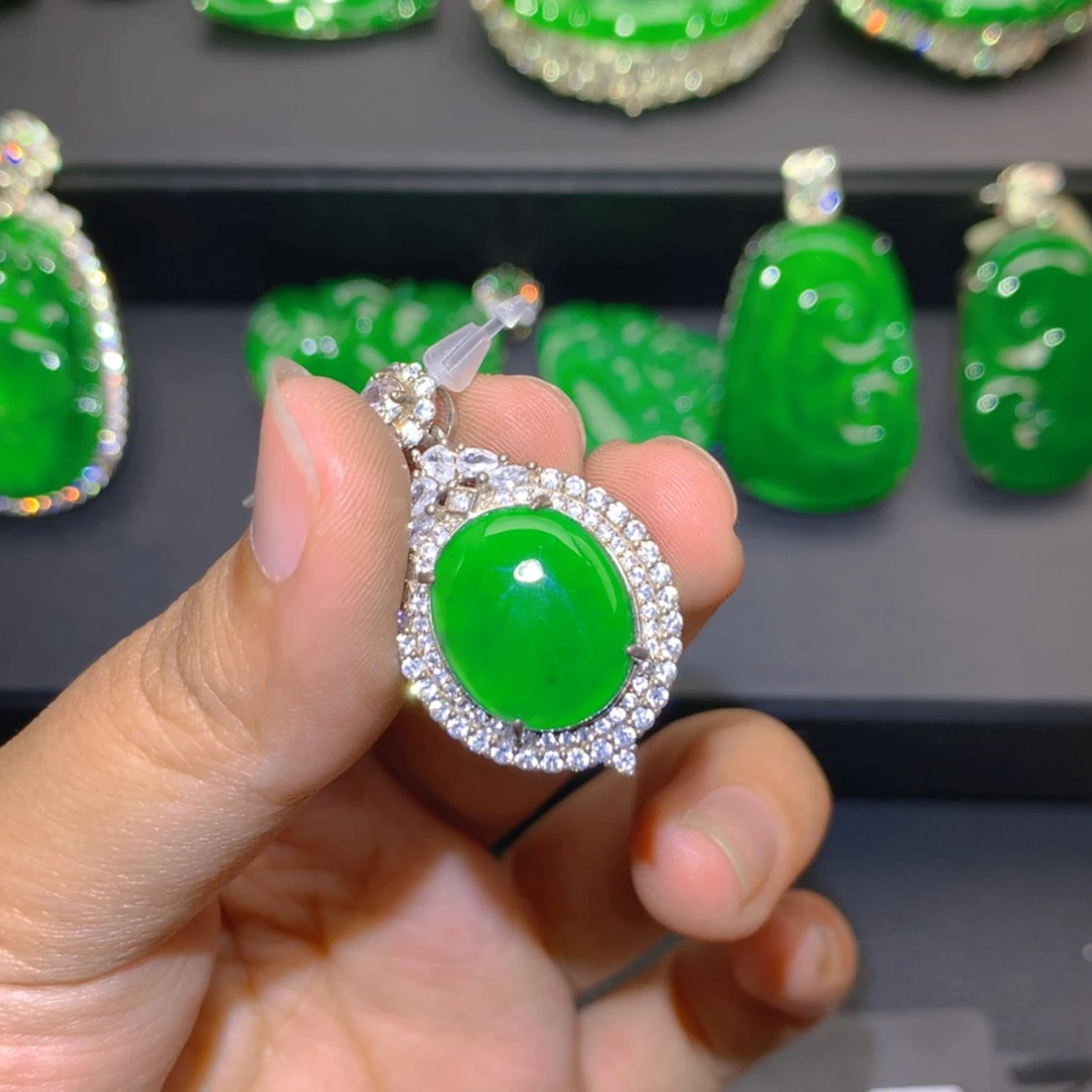 【闪购商品】吊坠(不含链)银S925镶嵌翡翠