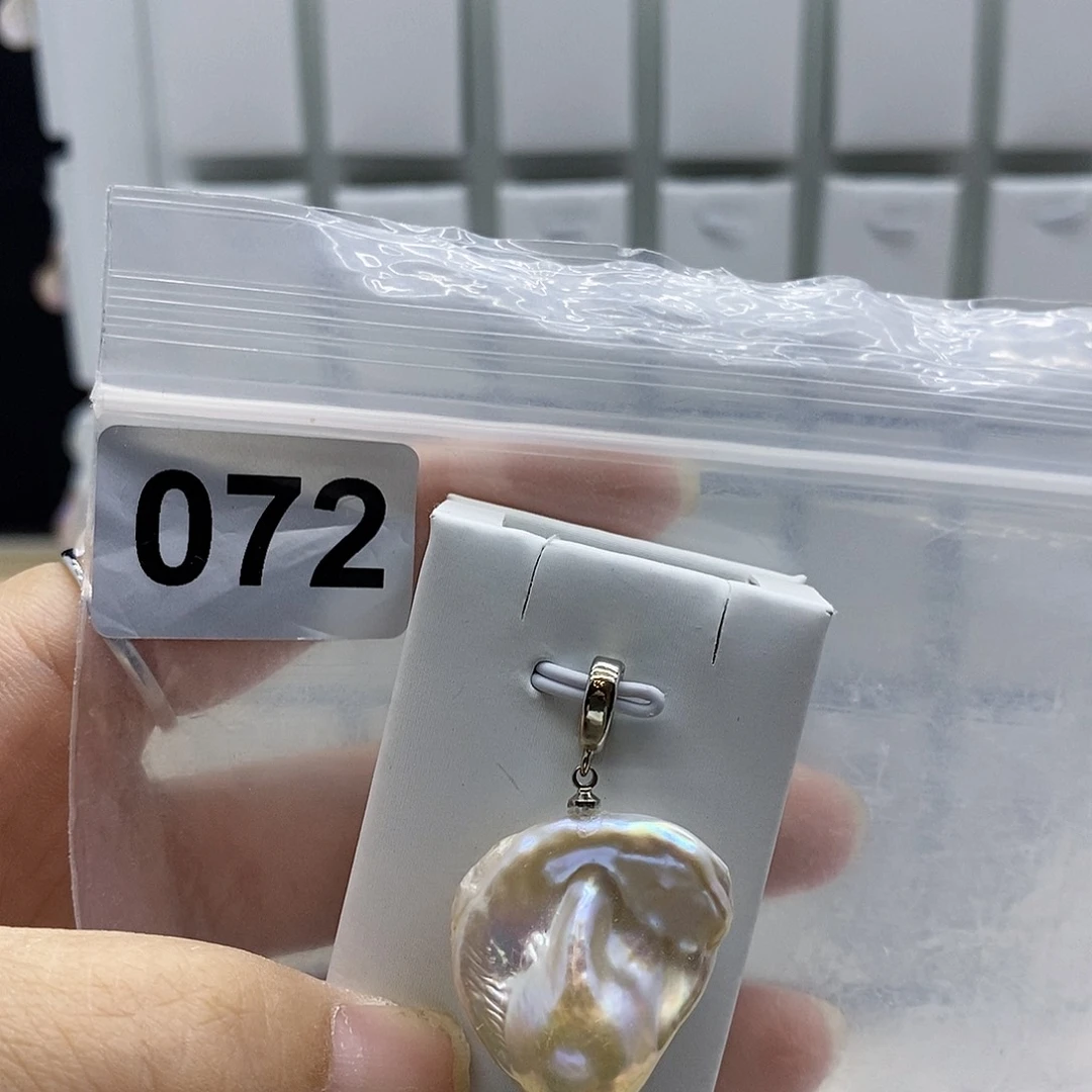 颈饰合金淡水珍珠