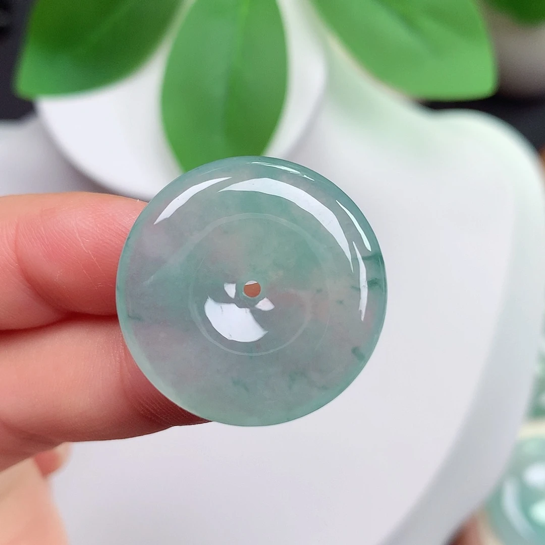 颈饰未镶嵌翡翠平安扣 25.2x4.6mm