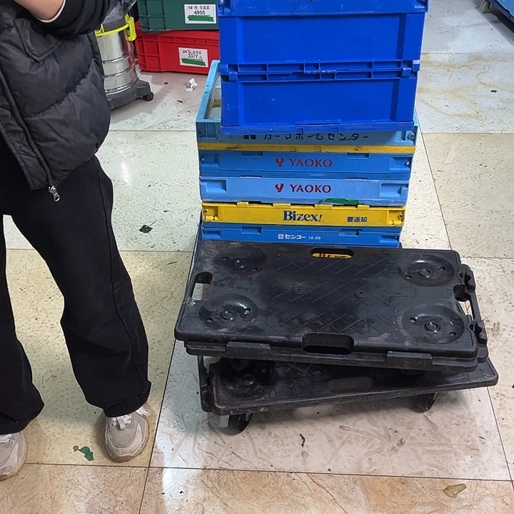 *****厚款家用五金工具箱带盖一个