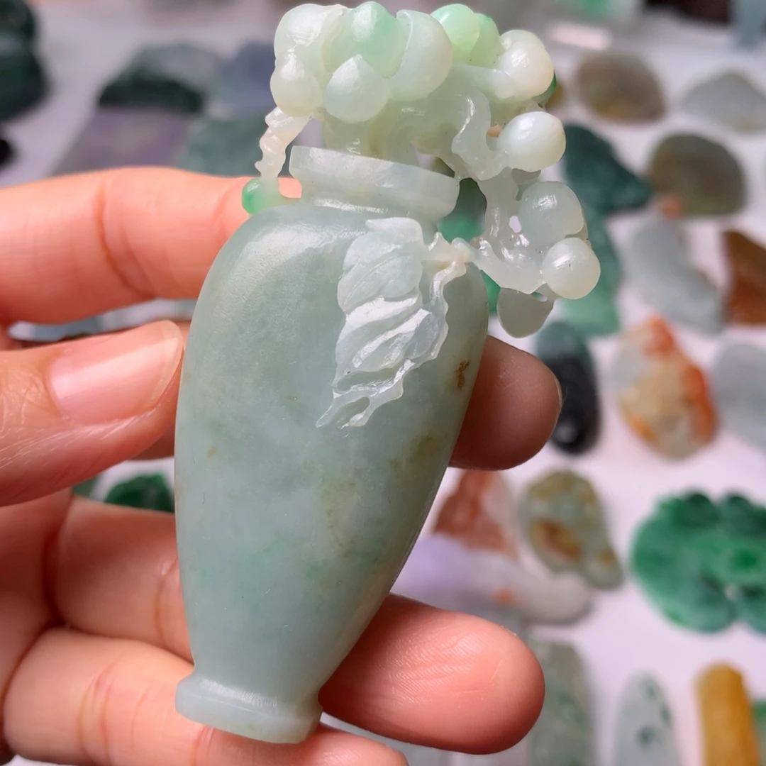 定制翡翠未镶嵌翡翠