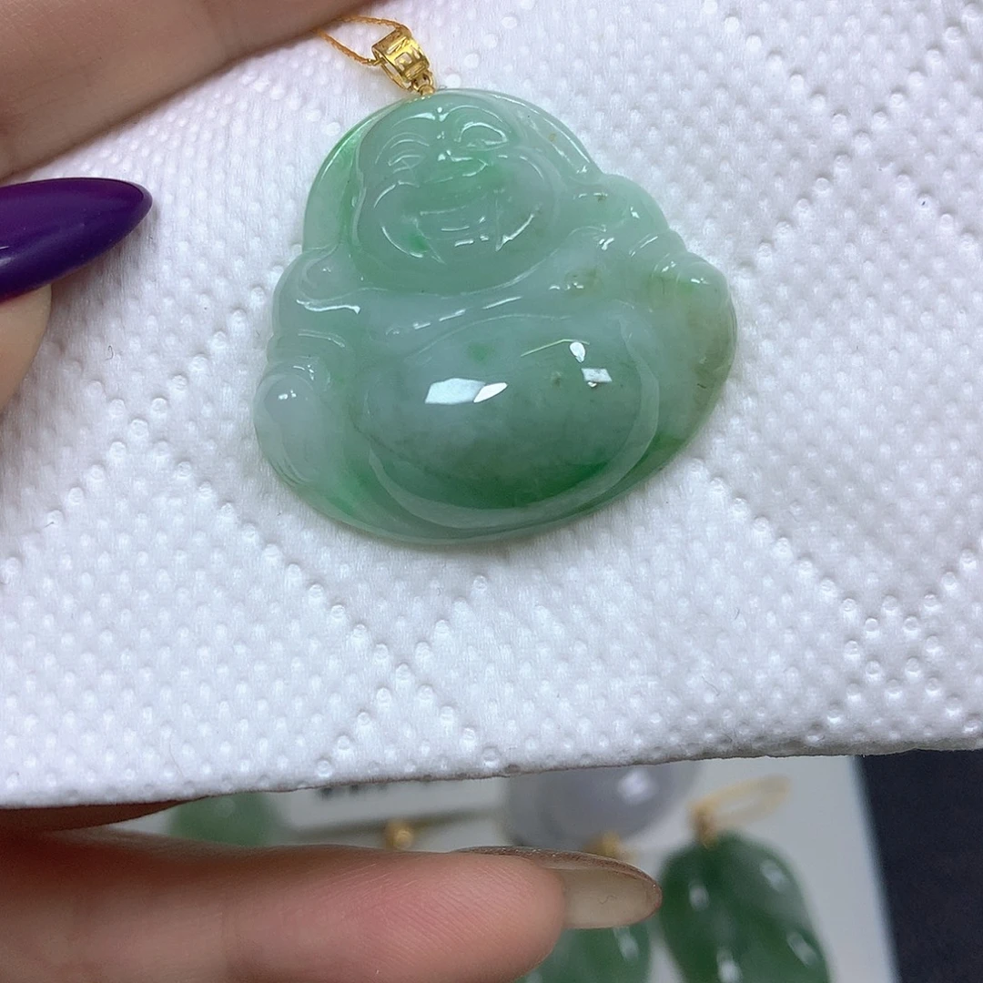 翡翠未镶嵌颈饰挂件