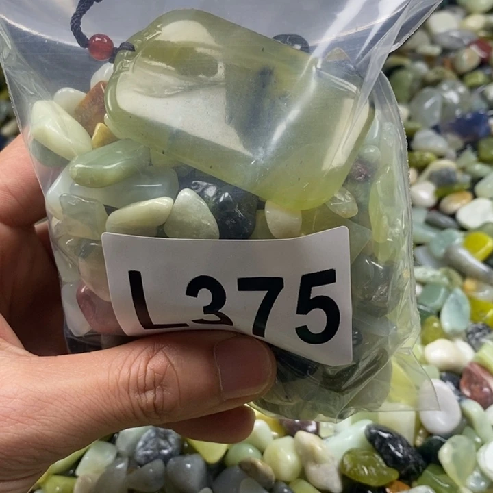 蛇纹石玉鱼缸石未镶嵌