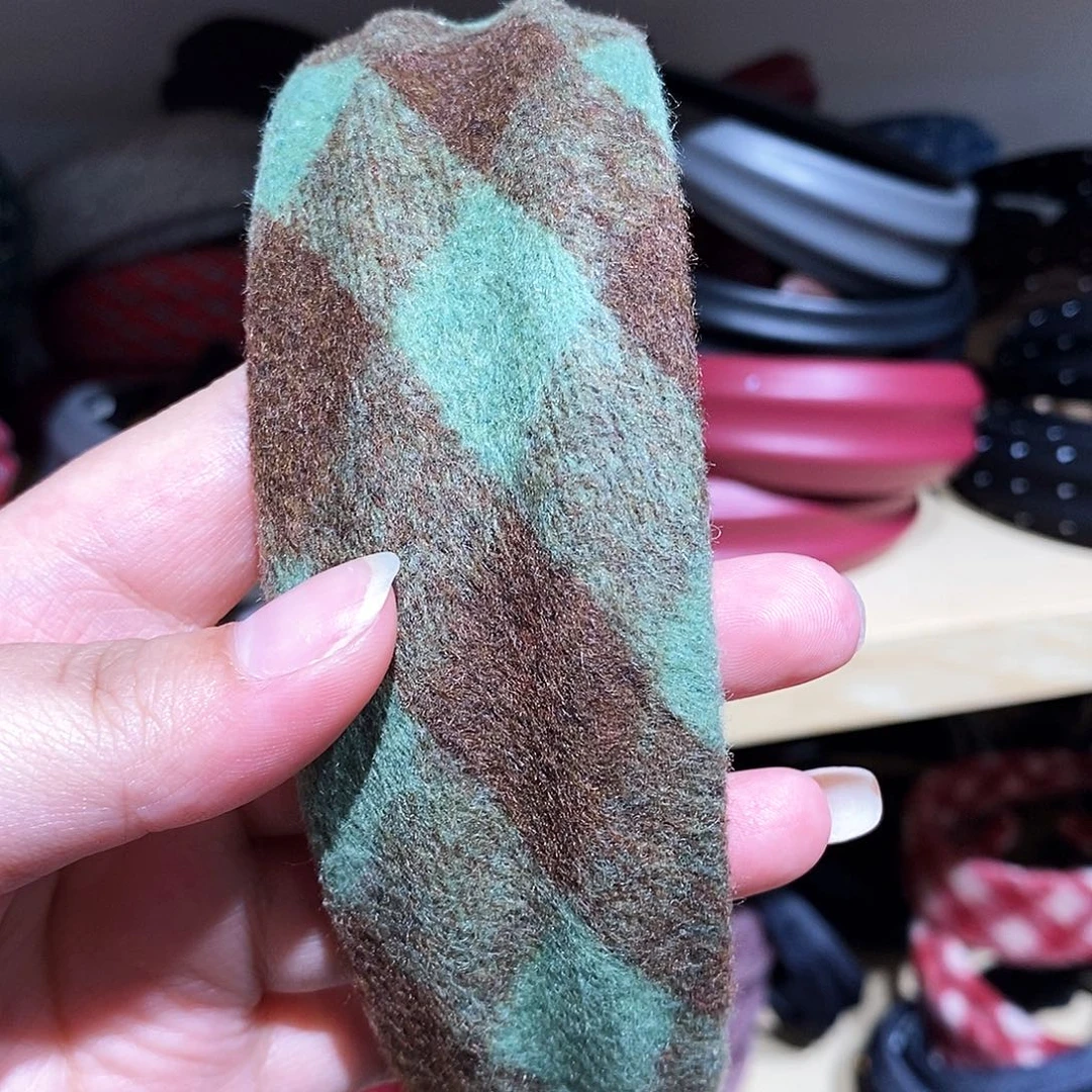 非金属布艺咖绿发箍